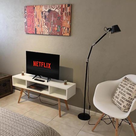 Departamento Monoambiente A Metros Del Obelisco Apartment Буенос Айрес Екстериор снимка